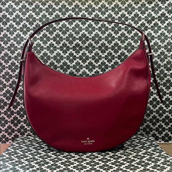 ♠️kate spade Nova Smooth Leather Large Crescent Shoulder Bag, Red Jam NWT - Picture 5 of 12